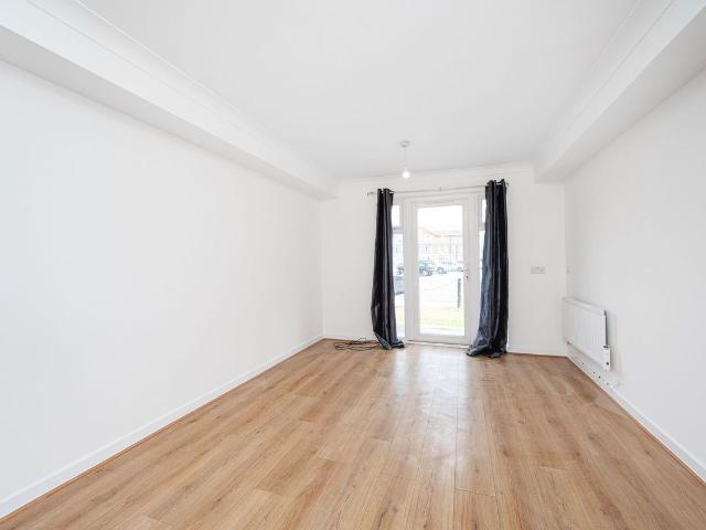 Leabank Square, Hackney, London E9, 1 bed flat to rent, £1,850 pcm | PrimeLocation