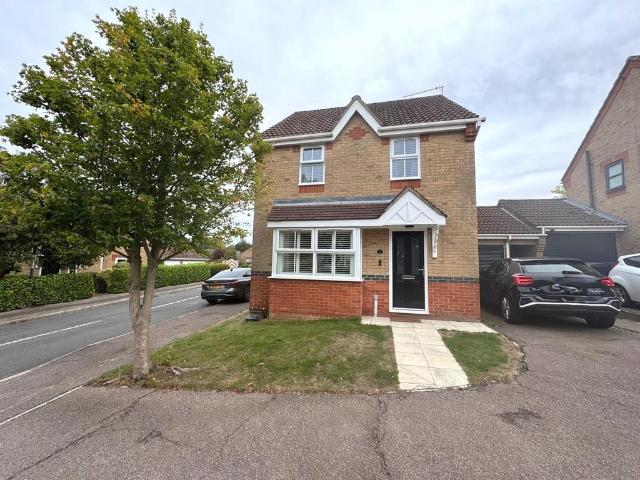 Leabrook Close, Bury St. Edmunds 3 bed semi detached house to rent £1,900 pcm £438 pw