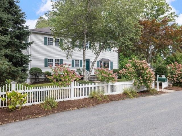 Leach Ln, Natick, Home For Sale