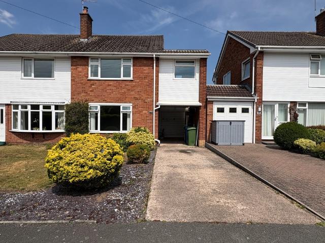 Leacroft Road, Penkridge – £1,350 PCM