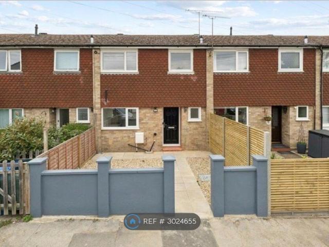 Leacroft Sunningdale, Ascot SL5, 3 bed terraced house to rent, £2,350 pcm | PrimeLocation