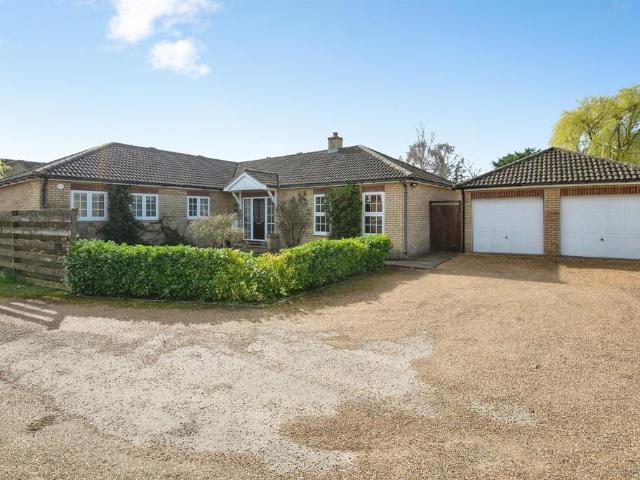 Leaden Hill, Orwell, ROYSTON 4 bed house to rent £2,250 pcm £519 pw
