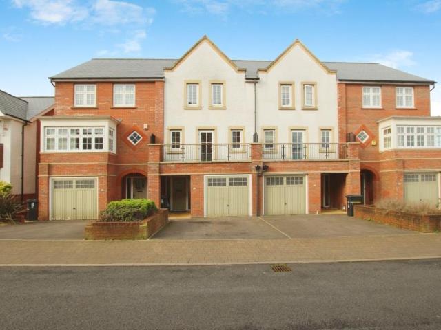 Leader Street, Bristol BS16 6 bed townhouse to rent £4,740 pcm £1,094 pw