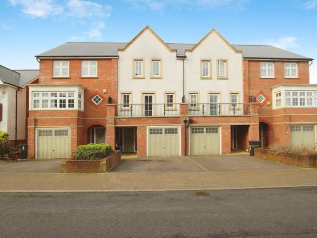 Leader Street, Cheswick Village, Bristol BS16, 6 bed town house to rent, £4,740 pcm | PrimeLocation