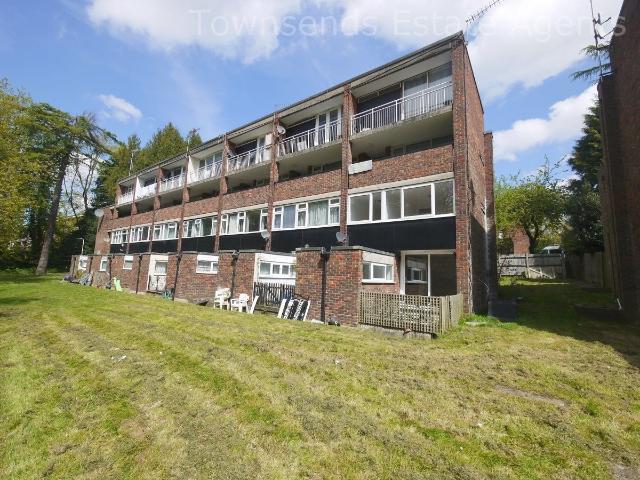 Leaf Close, Northwood HA6, 3 bed maisonette to rent, £1,750 pcm | PrimeLocation