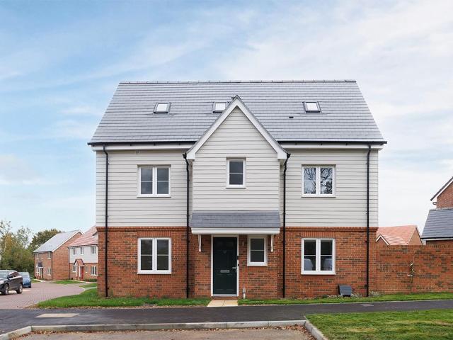 Leaf Living At Albany Park, Church Crookham, Fleet GU52, 0Au, 5 bed detached house to rent, £2,875 pcm | PrimeLocation