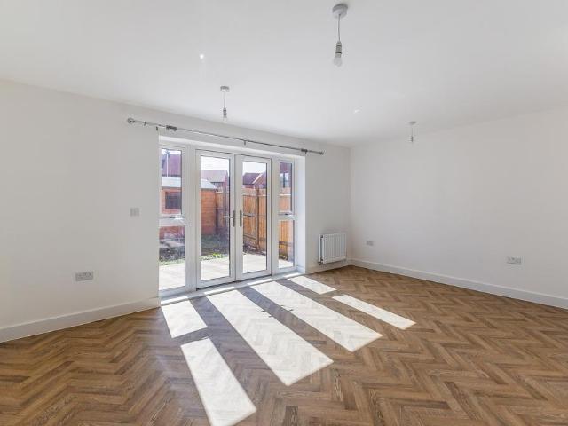 Leaf Living at Allium Park. 3 bed terraced house to rent £2,400 pcm £554 pw