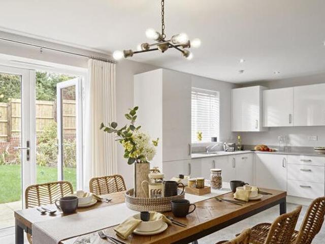 Leaf Living At Ashdown Gardens, Crowborough, 4 Bedroom Detached