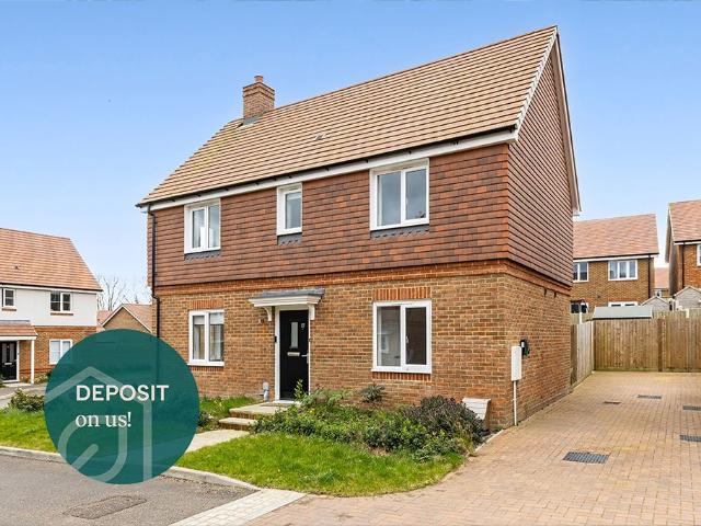 Leaf Living At Ashdown Gardens, Crowborough TN6, 2Gn, 3 bed detached house to rent, £2,000 pcm | PrimeLocation