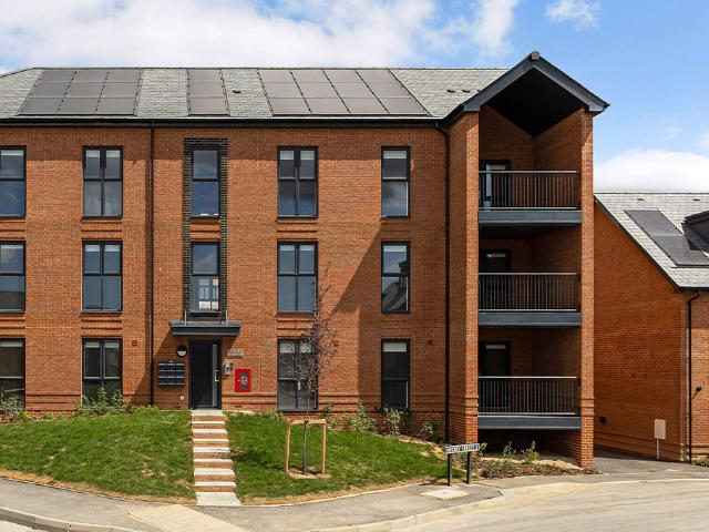 Leaf Living At Rushlake Meadows, Willingdon BN20, 9Bd, 2 bed flat to rent, £1,350 pcm | PrimeLocation