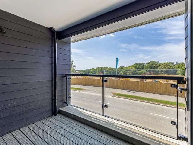 Leaf Living Oakhurst at Brookleigh. 1 bed apartment to rent £1,325 pcm £306 pw