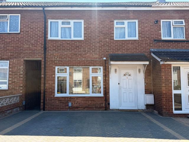 Leaf Road, Houghton Regis LU5, 3 bed terraced house to rent, £1,750 pcm | PrimeLocation