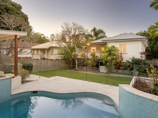 Leafy Bardon Living with Poolside Entertaining