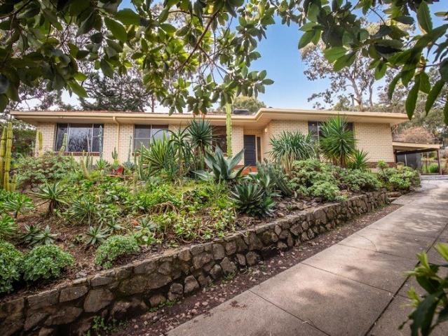 Leafy Belair Living with Space, Views & Privacy