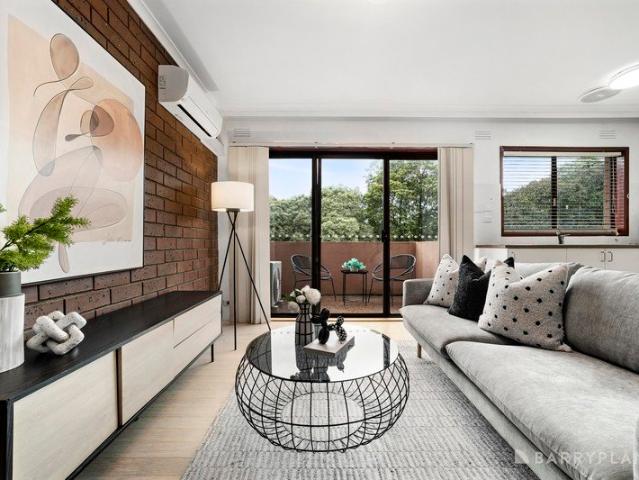 Leafy Boutique Living with Style and Convenience