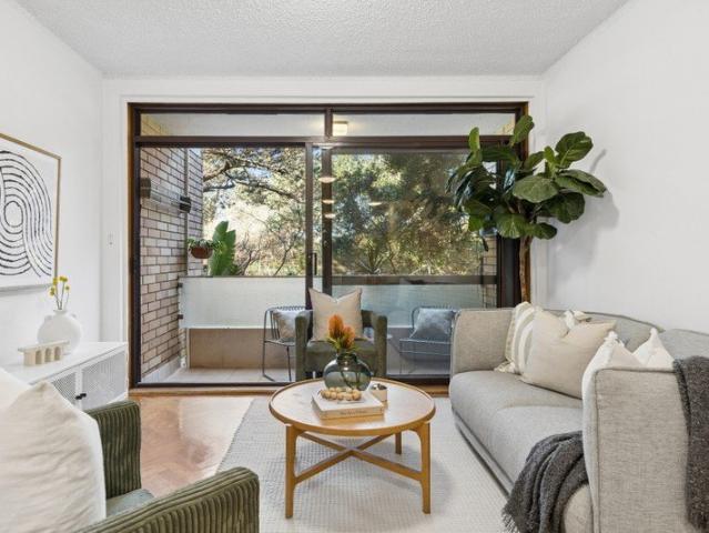 Leafy Coastal Living Moments from Maroubra Beach