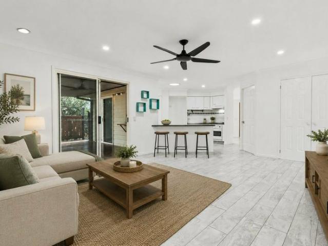 Leafy Family Retreat in Peaceful Cul de Sac Location