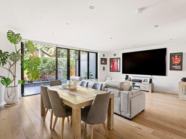 Leafy, Light Filled Luxury on the Golden Mile