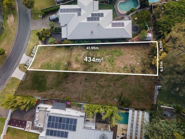 Leafy Living Awaits Elevated Vacant Land Opportunity