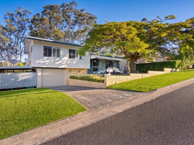 Leafy Living in One of Southport's Most Peaceful Streets