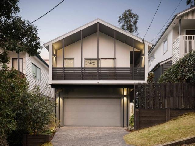 Leafy Luxury and Architectural Family Living by Tim Stewart