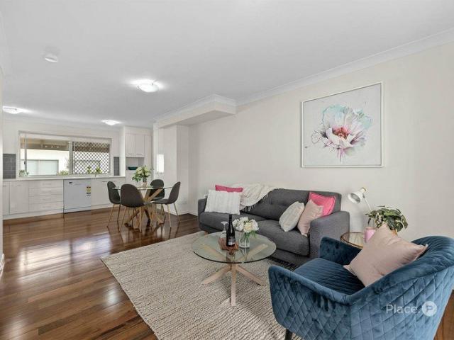 Leafy Outlooks and Low Maintenance Living