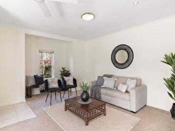 Leafy Parkside Gem – Spacious, Stylish & Minutes to the CBD!
