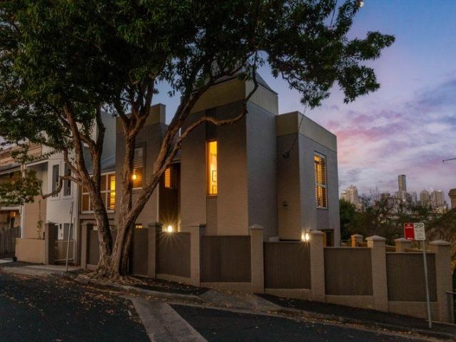 Leafy, private and versatile living opposite Ernest Pederson Reserve