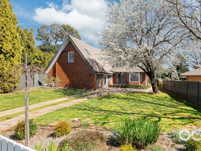 Leafy Surroundings, Generous Space & Family Appeal