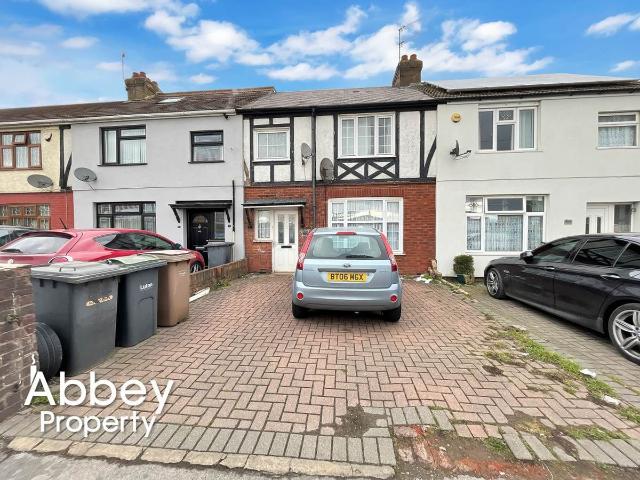 Leagrave Road, Luton LU3, 3 bed terraced house to rent, £1,425 pcm | PrimeLocation