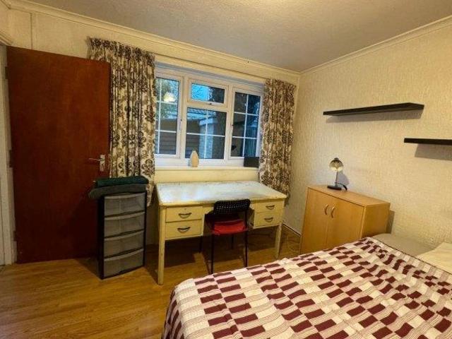 Leahurst Crescent 5 bed house share to rent £3,050 pcm £704 pw