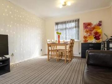 Leahurst Crescent, Birmingham, West Midlands, B17 | 2 bed house for rent #166908516 | Rentberry