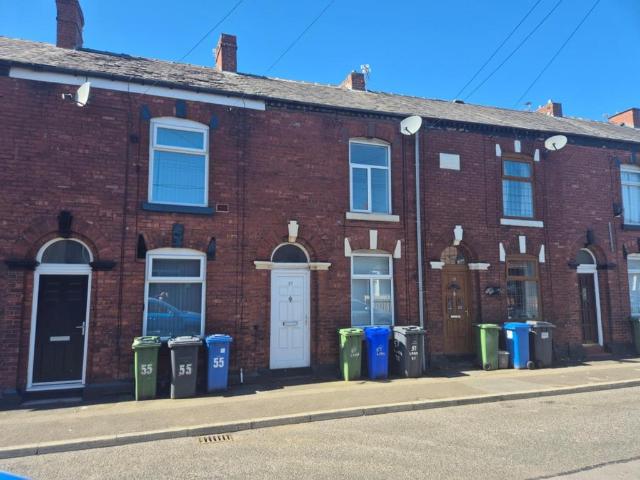 Leam Street, Ashton Under Lyne 2 bed terraced house to rent £950 pcm £219 pw