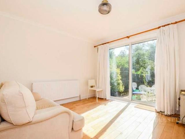 Leamington Crescent, Harrow, HA2