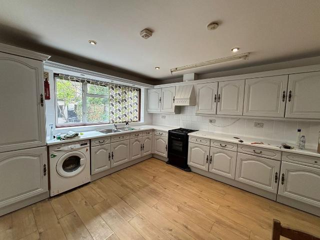 Leamington Gardens, Ilford IG3, 4 bed terraced house to rent, £2,750 pcm | PrimeLocation