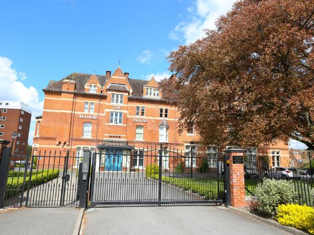 Leamington Spa CV31 1 bed serviced apartment to rent £1,950 pcm £450 pw