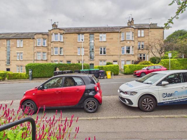 Learmonth Avenue, Stockbridge. 2 bed flat to rent £1,795 pcm £414 pw