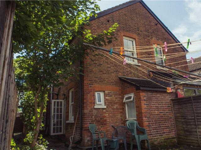 Leas Road, Guildford, Surrey GU1, 5 bed semi detached house to rent, £4,000 pcm | PrimeLocation