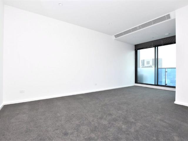 Lease break Conveniently located and Unfurnished 1 bedroom
