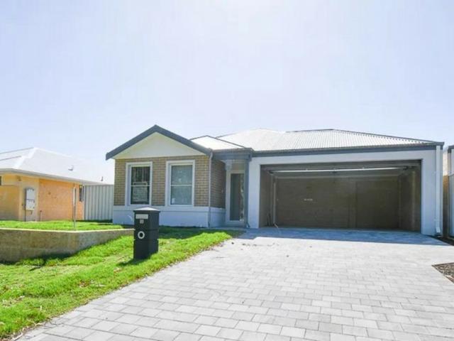 Lease Now 89 Hampton Road!