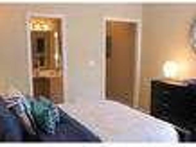Lease Spacious 2+2. Approx 1,155 sf of Living Space!