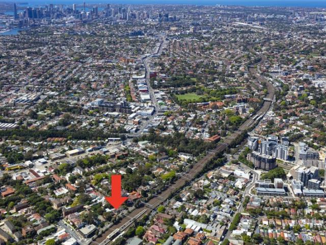 LEASED BOARDING HOUSE FREEHOLD