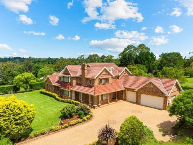 Leased by Thomas Elliott 0421 220 677