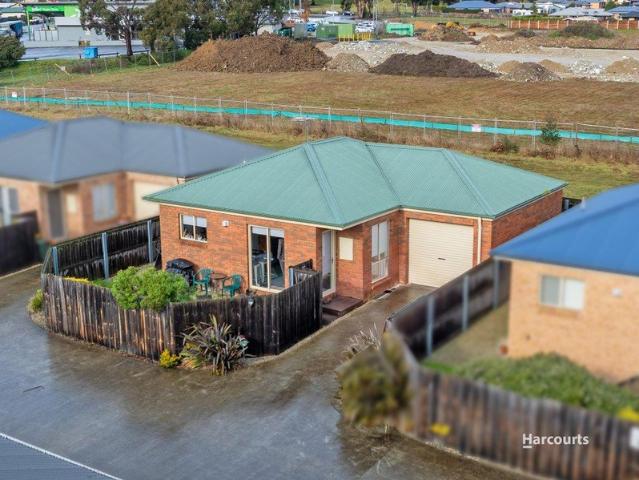 Leased Until Feb 2028 Quality Tenant, Effortless Investment!