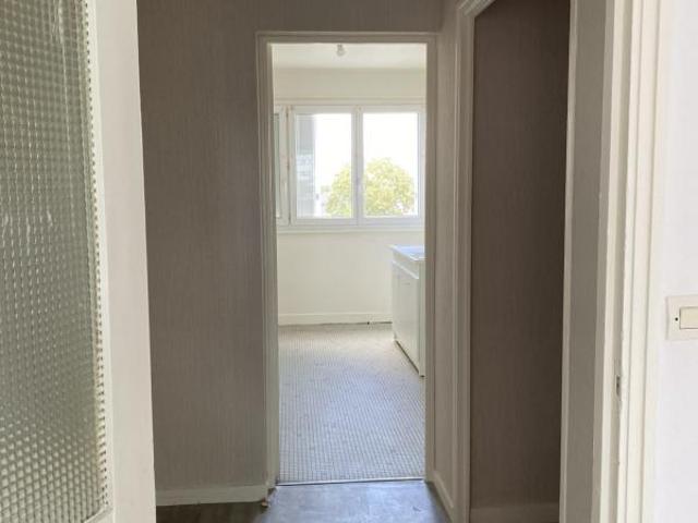 Leasing Appartement 3 pièces 61 m² Issoudun