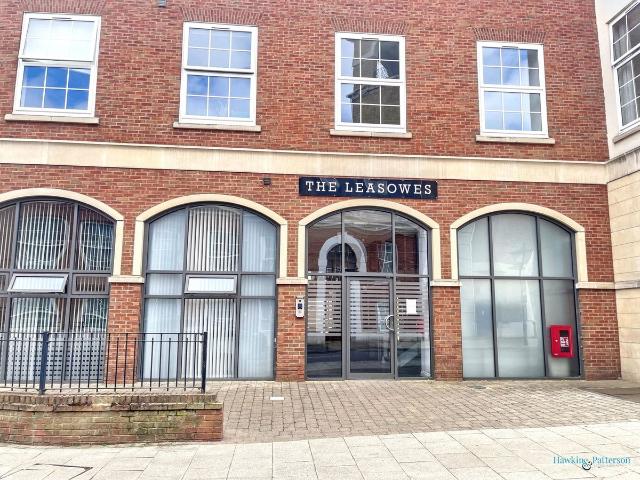 Leasowes, Dickens Heath B90, 1 bed flat to rent, £900 pcm | PrimeLocation