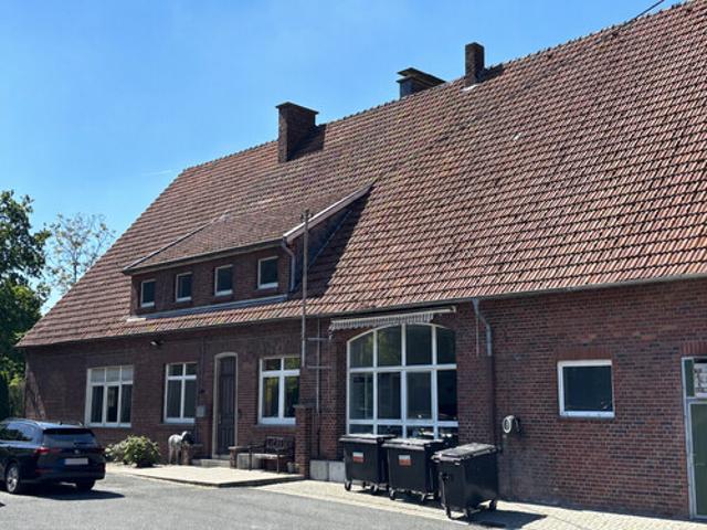 Leben und Arbeiten in ländlicher Atmosphäre und doch nah an Münster! Kinder, Pferde und Haustiere willkommen!