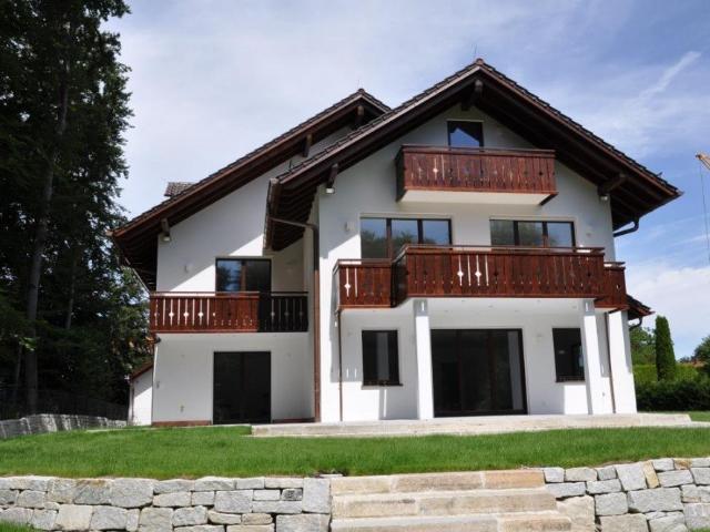 LEBEN wo andere URLAUB machen Komf. VILLENANWESEN mit ELW 82335 BERG Starnberger See