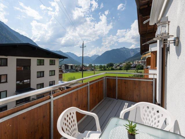 Leben zwischen See und Bergen – Familienwohnung am Achensee