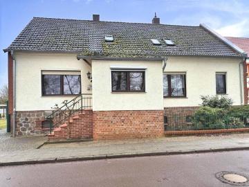Leben im Grünen: Einfamilienhaus mit 190 m² Wohnfläche auf über 5.600 m² Grundstück in Parchen bei Genthin